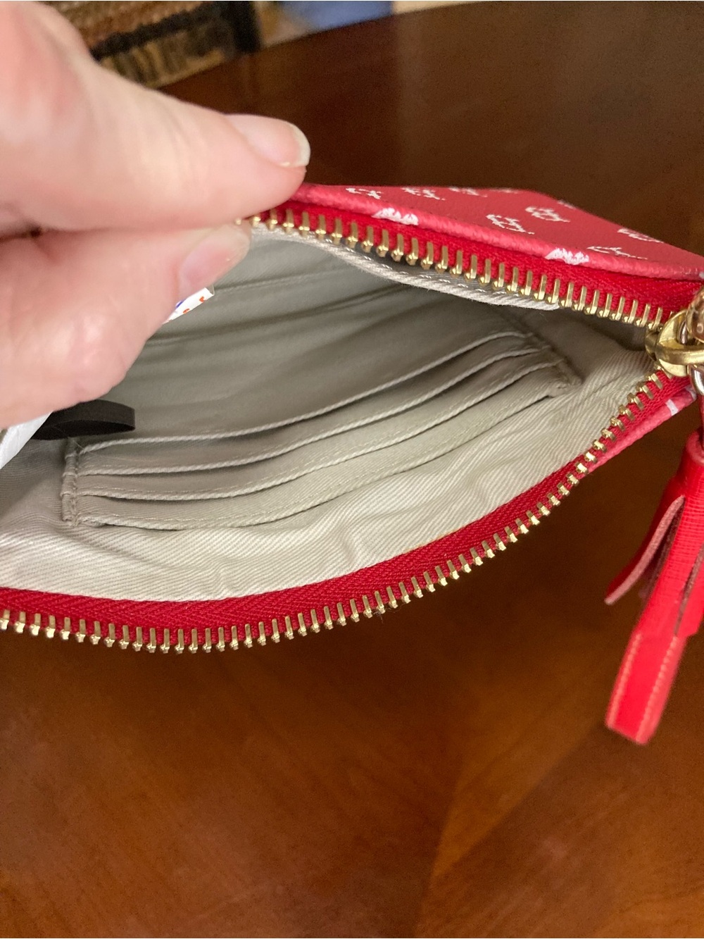 Dooney & Bourke Boston Red Sox Signature Red Leather Wristlet Top Zip Tassel EUC - Picture 10 of 12